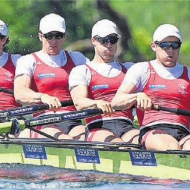 «Wollen zeigen, was wir können» - Der Olympia-Vierer ohne Steuermann. Ganz links: Tim Roth (Captain, vom Grasshoppers Club Zürich). Die drei Teamkollegen sind Kai Schätzle (Seeclub Luzern), Patrick Brunner (Seeclub Sempach) und Joel Schürch (Seeclub Sursee). Bild: Swiss Rowing / Detlef Seyb