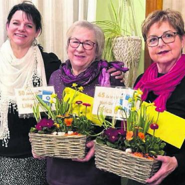 Velobörse und Jubiläen - Jubilarinnen von links: Katja Fahler, Lilly Fahler und Erica Binder, es fehlen Claudia Stork und Patrick Vollenweider. Bild: zg