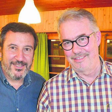 Im Zeichen des «Zufiker Fäschts» - Die Co-OK-Präsidenten Giovanni Soricelli (links) und Daniel Juchli freuen sich auf ein grandioses «Zufiker Fäscht». Bild: Roger Wetli