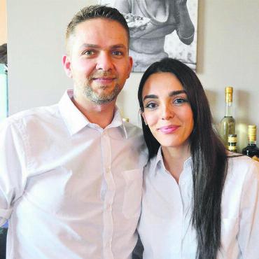 Neues Zuhause gefunden - Über den Start im Kelleramt glücklich: das Wirtepaar Francesco und Burcu D’Alessandro. Bild: Celeste Blanc