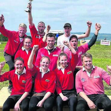 Durchzogener Start - Das Mixed-Team gewinnt das erste Turnier der Saison. Bild: zg