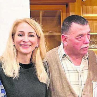 Seit 60 Jahren im Einsatz - Gemeinderätin Esther Werthmüller (2. v. l.) überreichte dem Natur- und Vogelschutzverein Eggenwil (NVVE) einen ausserordentlichen Gemeindebeitrag: (v. l.) Walter Zogg (Präsident NVVE von 1982 bis 2008), Oskar Morger (Kassier), Ruth Trutmann (Präsidentin NVVE seit 2009) und Werner Steiner (Vizepräsident NVVE). Bild: gk