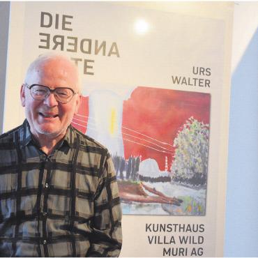 Mit kritischem Blick - Seine dritte grosse Einzelausstellung: Urs Walter zeigt seine Malerei bald in der Villa Wild. Bild: Annemarie Keusch