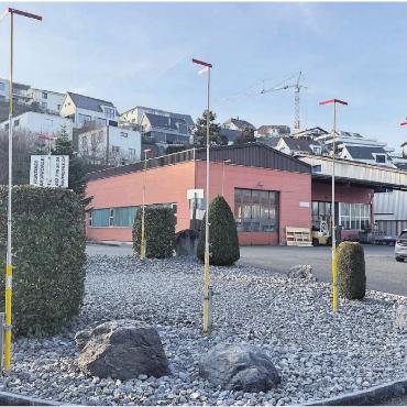 Mega-Batterie als grosser Schritt - Der Standort im Spilhof ist momentan ausgesteckt. Hier im Industriequartier soll das Speichersystem zu liegen kommen. Bilder: zg / pd / Archiv