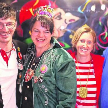 Aus dem Kopf ist die Fasnacht nie - Vorfreude bei den Schultheissen der Vereinigten Fasnachtsgesellschaften, von links: René Neiger (Muri-Neuenburg), Katja Fahler (Hohenwien-Wissenburg), Daniela Schweizer (Muri-Wien) und Simon Waltenspühl (Muri-Adelburg). Bild: zg