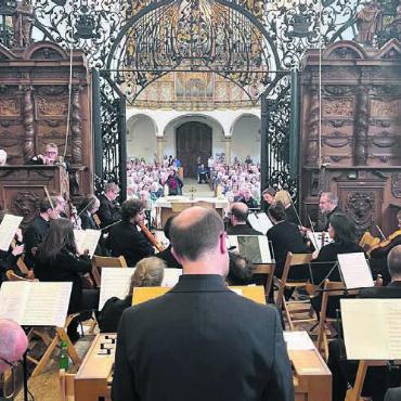 Feierliche Krönungsmesse - Der Kirchenchor genoss den Auftritt zu Pfingsten in der Klosterkirche. Bild: zg