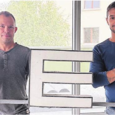 Wenn Träume bauen lernen - Aus dem «Rex» wird das «Ciné Freiamt»: Sascha Heubacher (links) und Alfonso Bruchmann sind mit vollem Tatendrang am Umbau.