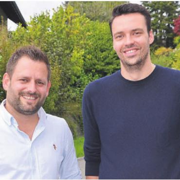 Einige neue Gesichter - Der neue Unterlunkhofer Gemeinderat Oliver Matz (rechts) mit Samuel Felber, einem seiner zukünftigen Ratskollegen. Bild: tst