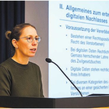 Was bleibt von uns im Netz? - Mit präzisen Beispielen und überraschenden Einsichten zeigte Salome Barth, warum der digitale Nachlass uns alle betrifft. Bild: str
