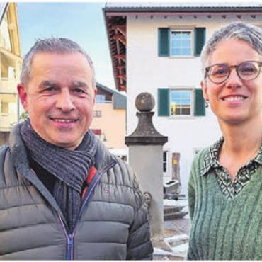Das Dorf vorwärtsbringen - Erich Rey, Andrea Gassmann und Yvonne Kaufmann sind das Kernteam «Referendumskomitee PRO Turnhalle». Kaufmann fehlt berufsbedingt auf dem Bild.