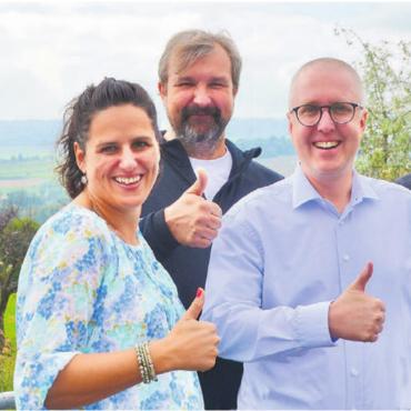 Aus neun mach fünf - Das Gemeinderatsteam Oberlunkhofen für die nächste Legislatur, von links: Alain Maître, Mirjam Kölliker, Roland Geier, Kis Baumgartner und Dominique Fisch. Bild: Thomas Stöckli