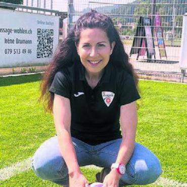 Einst das beste Team im Aargau - Rita Zülle, die ehemalige Verteidigungsspielerin, trainiert heute die Frauen des FC Villmergen und organisiert das Jubiläum mit.