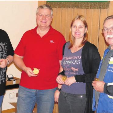 Mehrere Vakanzen im Vorstand - Die Gewinner der 3. Feldmeisterschaftsmedaille SSV 300 Meter (von links): Cornelia Bieri (SG Oberwil-Lieli), Thomas Bühlmann (SG Tägerig), Nadia Gratwohl (SG Bremgarten) und Willi Gloor (SG Tägerig). Bilder: Stefan Treier