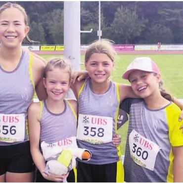 Fünf Mädchen im Final - Vier der fünf Merenschwander Finalistinnen. Bild: zg
