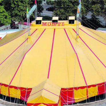 Turner in der Manege ? - Diesmal könnte der Turnerabend im Zelt des Circus Monti stattfinden. Bilder: Archiv/zg