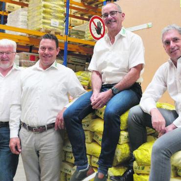 Die Geschäftsleitung und der Verwaltungsrat blicken auf ein weiteres erfolgreiches Jahr der Landi Freiamt zurück, von links: Daniel Appert, Stefan Lüthy, Daniel Strebel und Daniel Urech. Bild: Annemarie Keusch