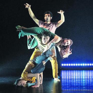 Acht Events mit etlichen Geheimtipps - Mit «Vibraktion» wird das Tanztheater Baden den Sternensaal erobern wollen. Bilder: pd