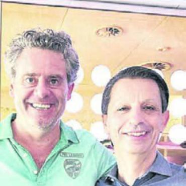 Er will die Menschen tanzen sehen - Zwei Kumpels: Nino Taglialatela und Adriano Iannone von der Zanzibar.