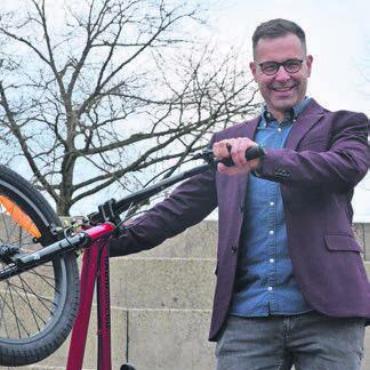 Viel neuer Schwung im Schulsport - Martin Schneider freut sich, dass auch BMX zum Schulsport kommt. Bild: ake