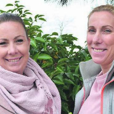 Warum nicht auch im Kleinen? - Manuela Kaufmann (links) und Claudia Lehmann vom Vorstand des Familienvereins organisieren den Anlass.