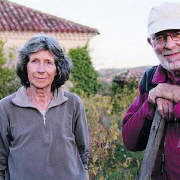 Drei verschiedene Erbschaften - «Wir Erben»: Stephanie und Ruedi Baumann kämpften in den 90er-Jahren im Nationalrat für eine naturnahe Landschaft und wanderten später nach Frankreich aus. Bild: zg