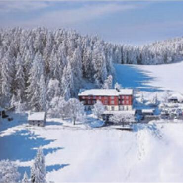 Auf den Gottschalkenberg wandern - Das Restaurant Gottschalkenberg ist eingebettet in eine wunderschöne Naturlandschaft. Bild: pd