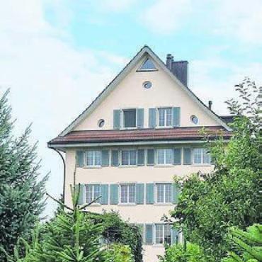 Ins Gespräch kommen - Auf dem Holzerhof geht es in die Christbaumkulturen.