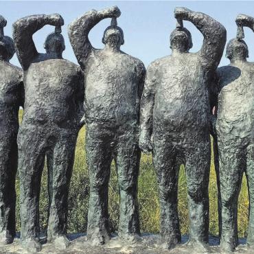 Im Norden unterwegs - 25. Juli, Katwijk aan Zee, Niederlanden. Dieses Kunstwerk heisst «Maatjes». Es wurde 2018 fertig erstellt und enthüllt – nach dem Tod vom Schöpfer Gerard Brouwer. «Fischerei und der Heringfang waren und sind für Katwijk sehr wichtig», schreibt Ingrid Christen-van Luling aus Bremgarten zu ihrem Schnappschuss.