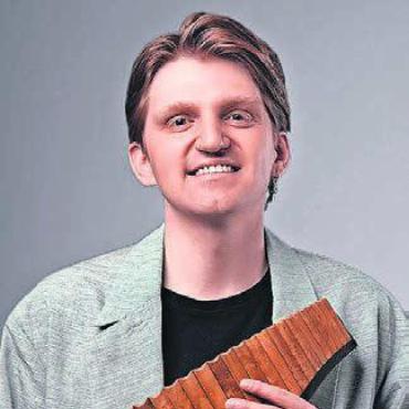 Panflöte im Postlonzihus - Panflötist Jonas Gross. Bild: zg