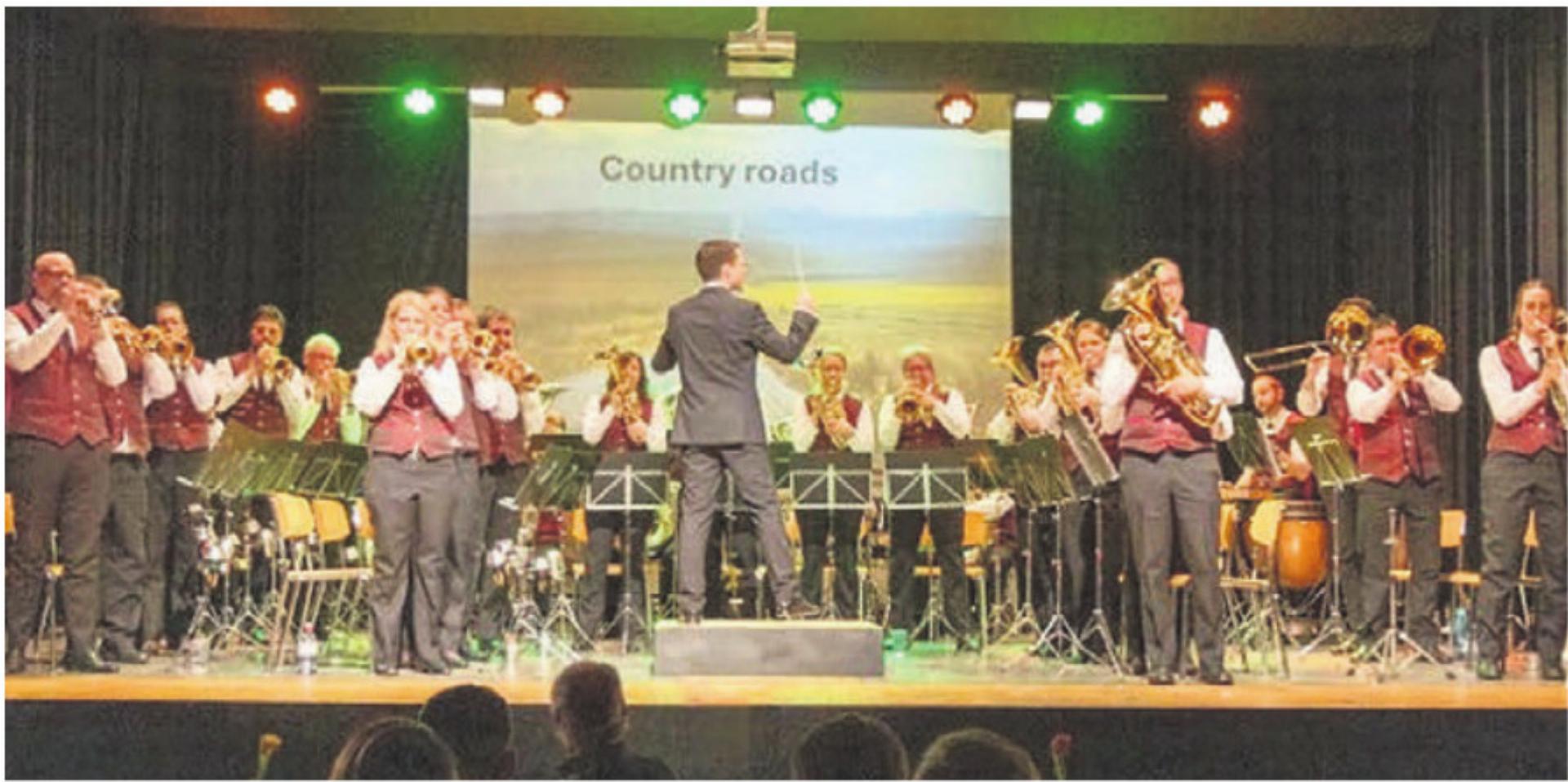 Vor dem Eidgenössischen in Biel konzertiert die MG Mühlau im Dorf. Bild: zg - Das Bild wird blockiert. – Möglicherweise durch einen aktiven Adblocker.