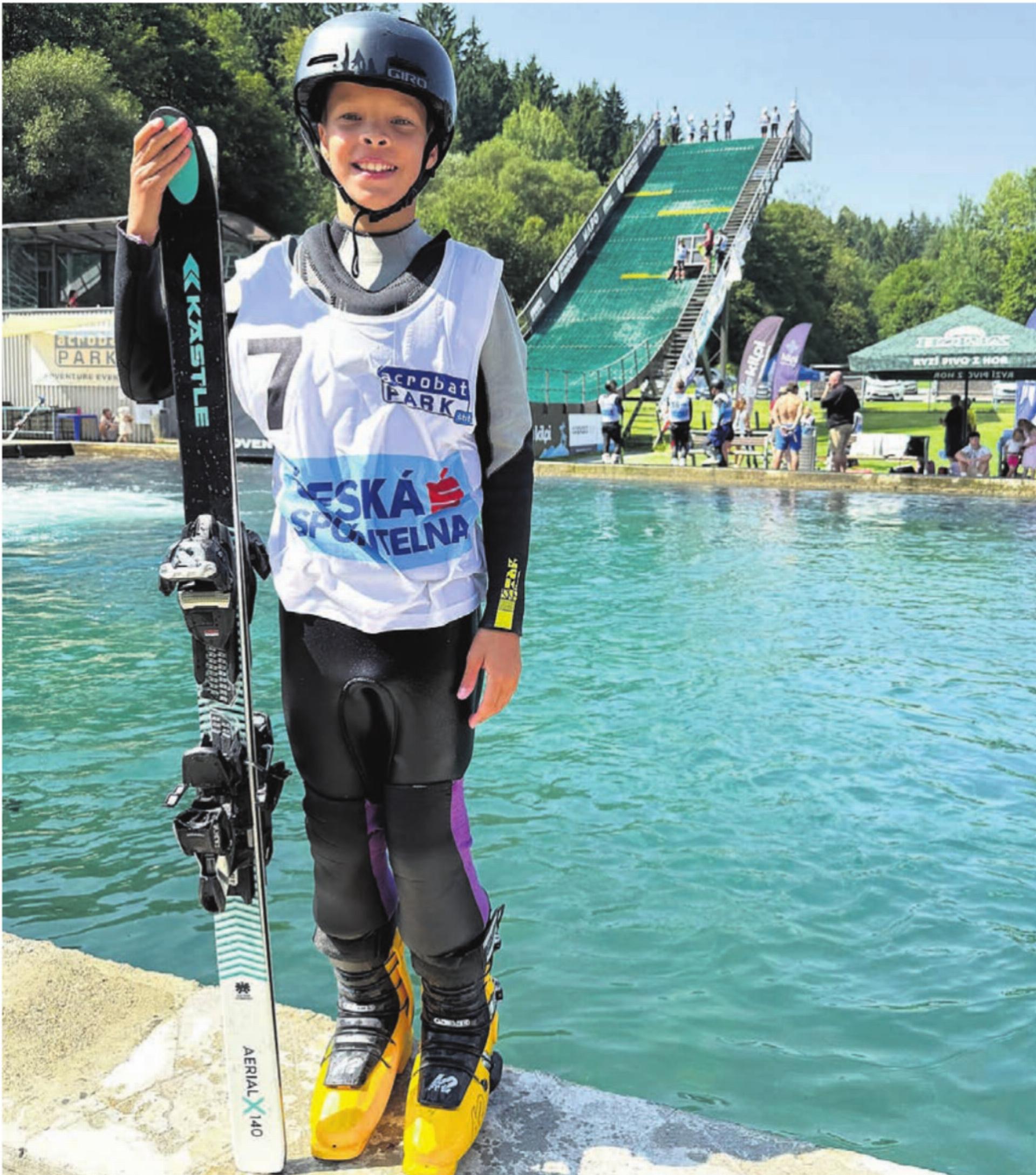Die Schanzen sind seine Welt. Angst hat der 12-jährige Ryan Stutz nie. Stattdessen will er als Aerials-Athlet ganz nach oben.
Bild: zg - Das Bild wird blockiert. – Möglicherweise durch einen aktiven Adblocker.