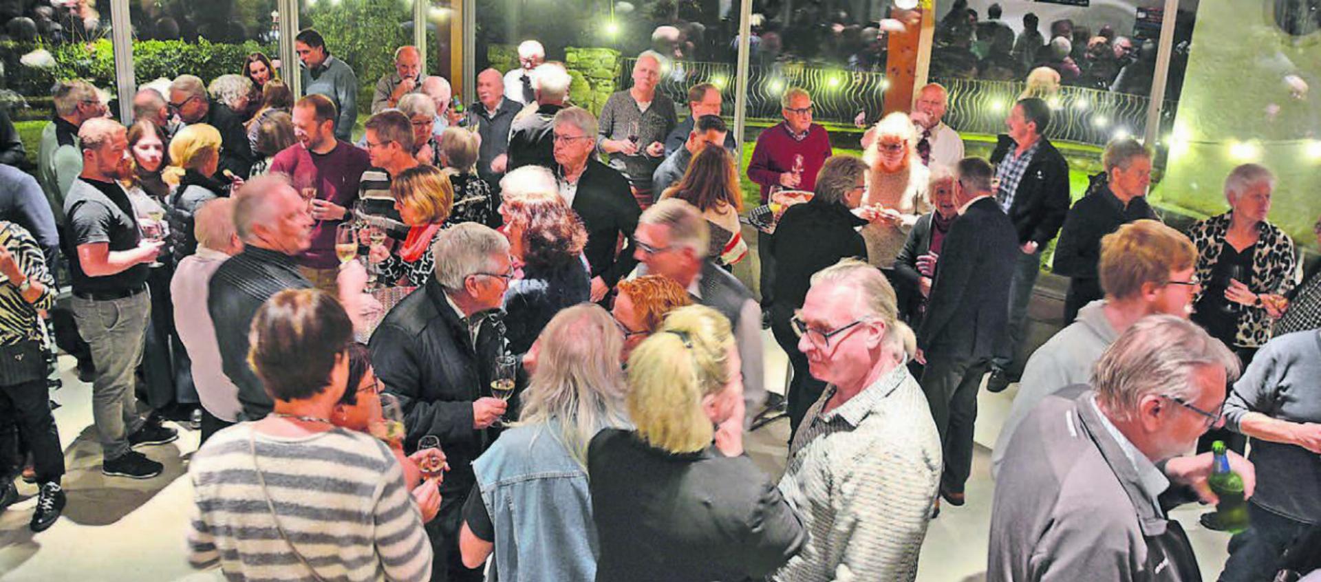 Miteinander ins Gespräch kommen – das steht am Neujahrsapéro in Boswil im Zentrum. Bilder: Annemarie Keusch
