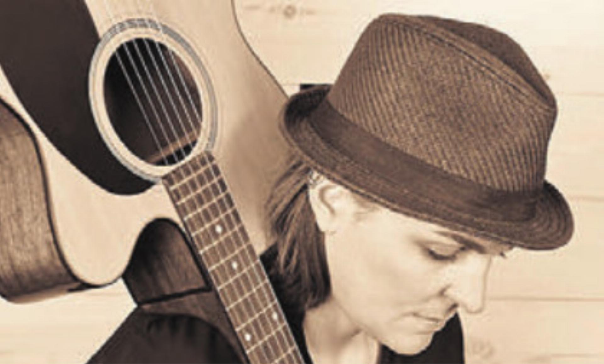 Beata Bereuter singt in Niederwil. Bild: zg - Das Bild wird blockiert. – Möglicherweise durch einen aktiven Adblocker.