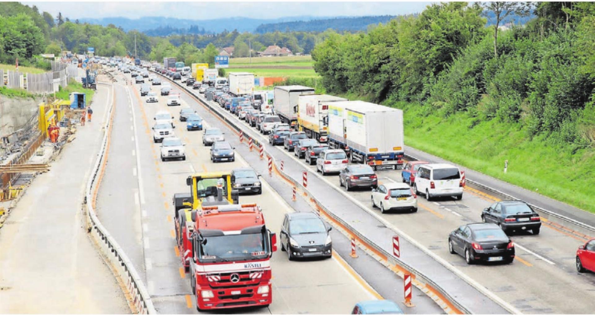 So stark befahren wie auf diesem symbolischen Streckenabschnitt ist die A1. Bild: Bundesamt für Strassen ASTRA - Das Bild wird blockiert. – Möglicherweise durch einen aktiven Adblocker.