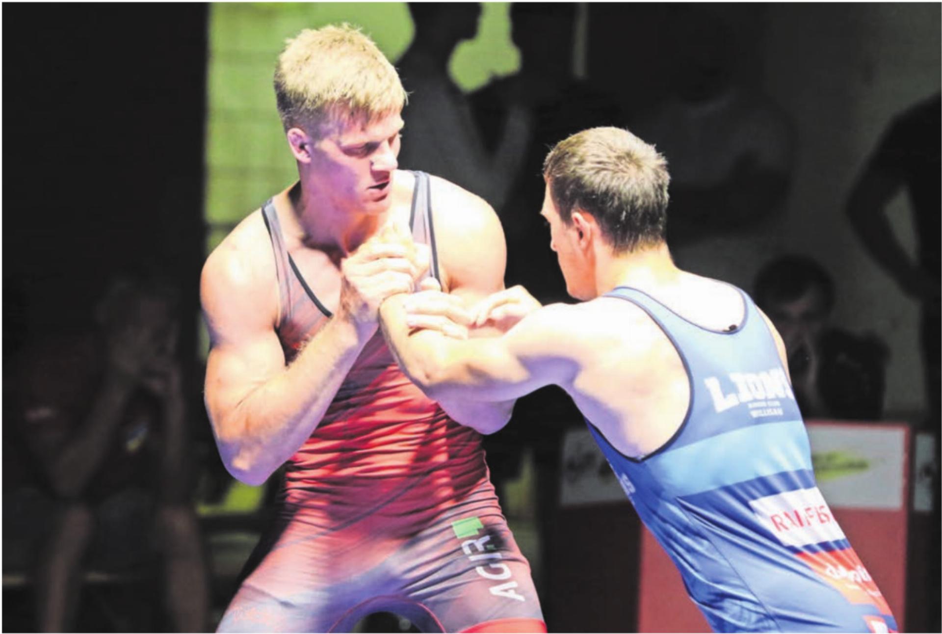 Marc Weber (links) gegen Willisaus Joel Marti. Zum ersten Mal in dieser Saison hat der Captain der RS Freiamt in der Gewichtsklasse bis 80 kg gerungen und einen Sieg geholt. Jetzt soll eine Revanche gegen Kriessern her. Bild: spr - Das Bild wird blockiert. – Möglicherweise durch einen aktiven Adblocker.