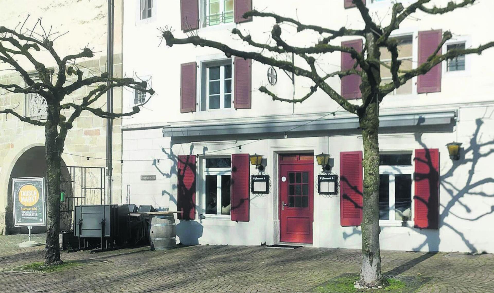 Das Lokal neben dem Spittelturm wird Ende Monat geschlossen – um ein paar Wochen später in neuem Gewand wiederzueröffnen. Bild: huy - Das Bild wird blockiert. – Möglicherweise durch einen aktiven Adblocker.