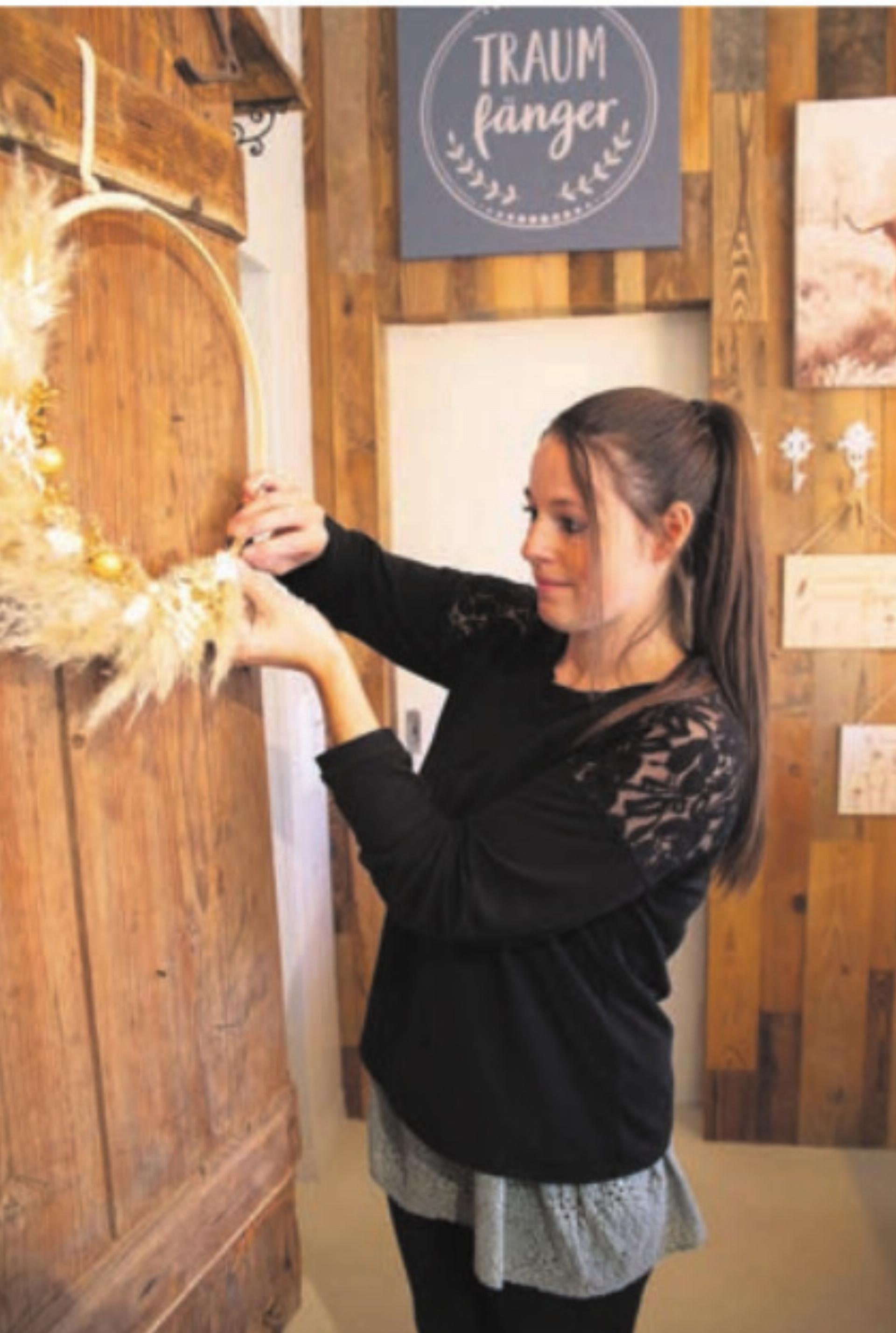 Herzblut und Kreativität: Jasmin Volger gestaltet eine Wohlfühloase für ihre Kundschaft. Bild: zg - Das Bild wird blockiert. – Möglicherweise durch einen aktiven Adblocker.