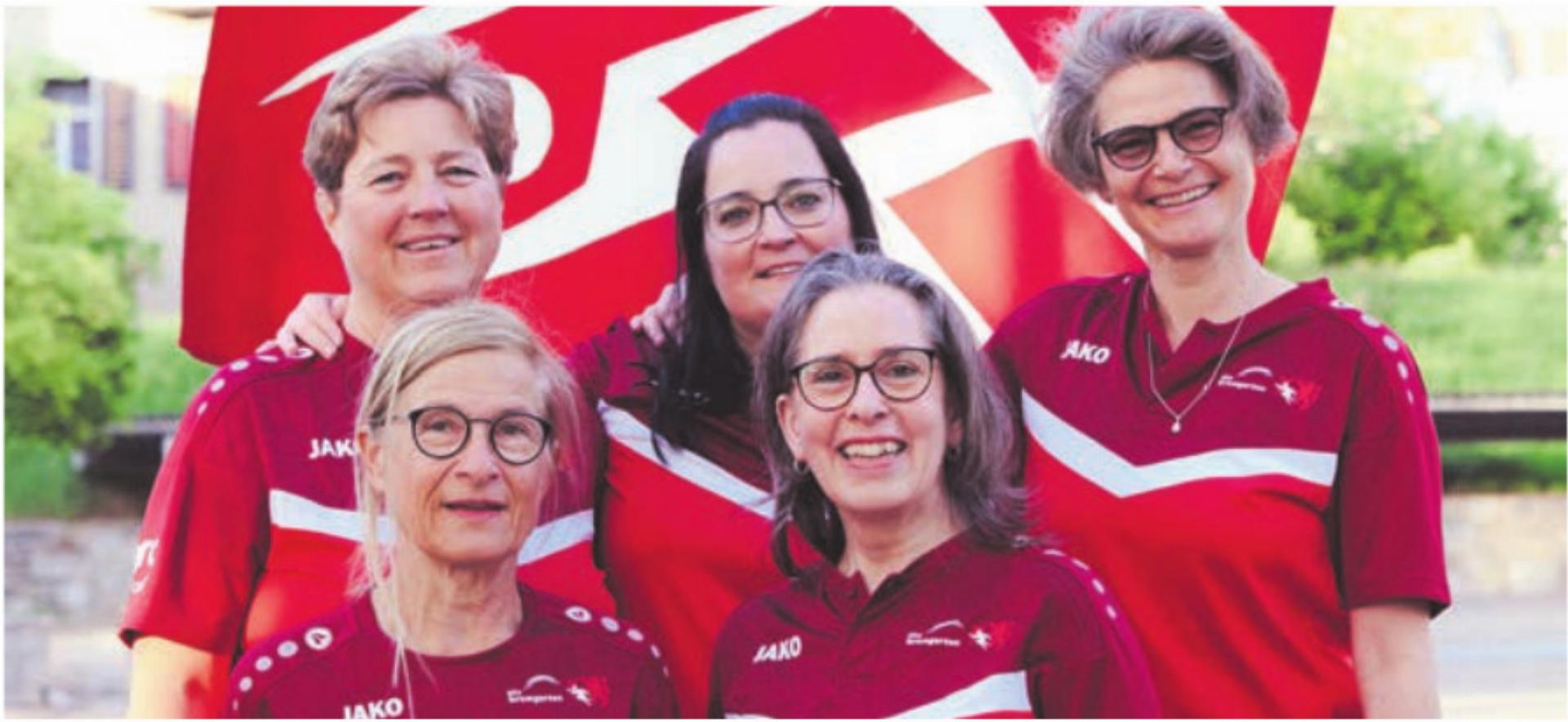 Der Vorstand der Frauenriege Bremgarten: (vorne v. l.) Christina Schäpper, Pia Bienz, (hinten, v. l.) Bea Blumenthal, Debora Füglistaler und Karin Fischer. Bild: zg - Das Bild wird blockiert. – Möglicherweise durch einen aktiven Adblocker.