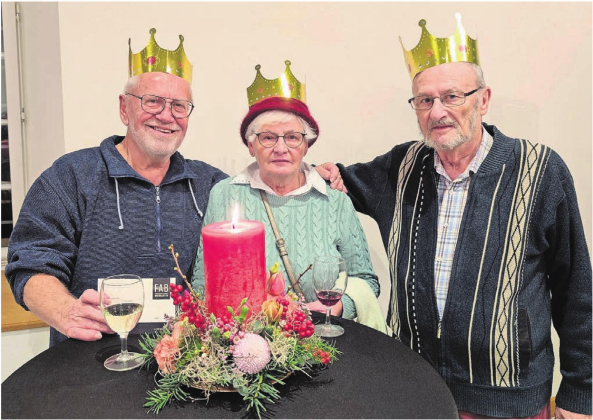 Hugo Haltinner, Petra Bamert und Franz Bissig (von links) sind die drei Bremgarter Könige des neuen Jahres. Bilder: Marco Huwyler - Das Bild wird blockiert. – Möglicherweise durch einen aktiven Adblocker.