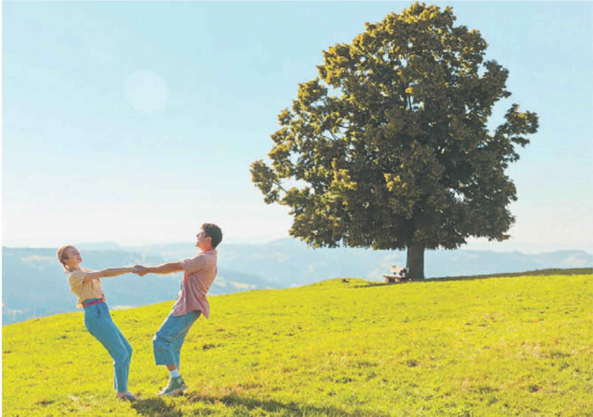 «Ewigi Liebi – das wünsch ich dir, ewigi Liebi – das wünsch ich mir …» – einer der nächsten Filme im Murianer Kino. Bild: zg - Das Bild wird blockiert. – Möglicherweise durch einen aktiven Adblocker.