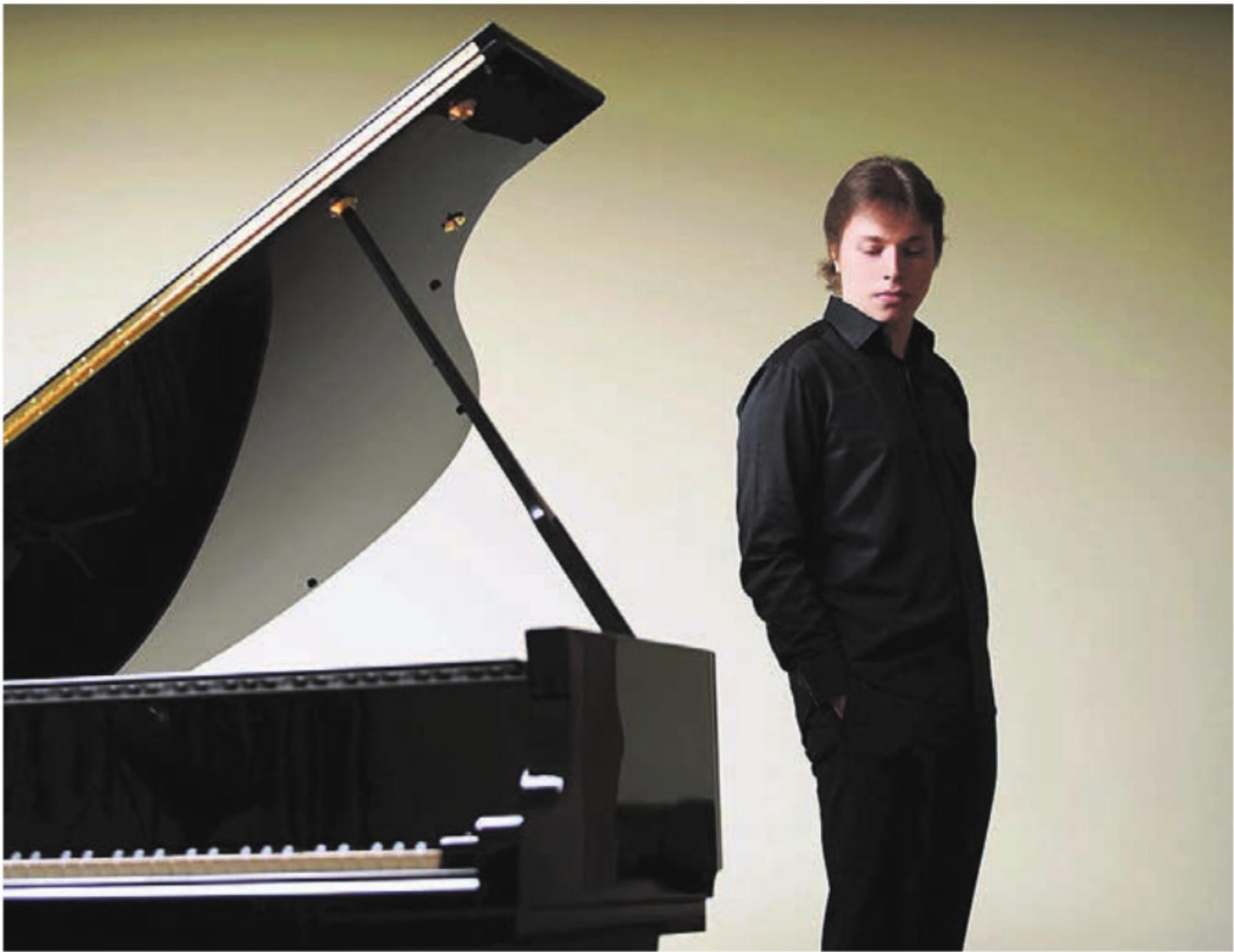 Der junge Pianist Ilya Shmukler hinterlässt Eindrücke. Bild: zg - Das Bild wird blockiert. – Möglicherweise durch einen aktiven Adblocker.