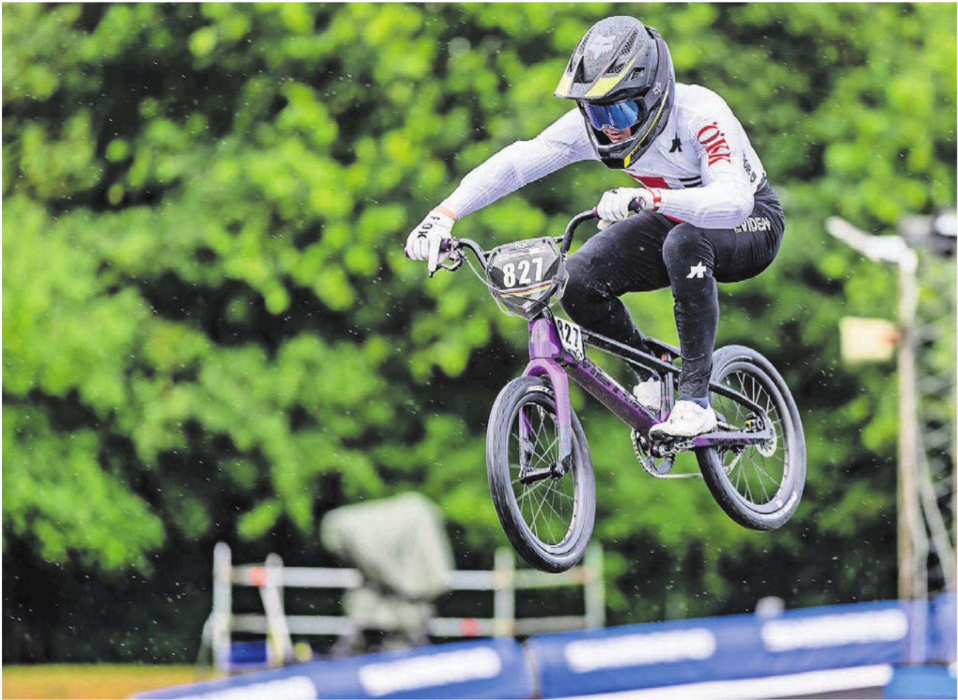 Die Geschwindigkeit an den BMX-Rennen gefällt den Brüdern. Nick Hofer (Bild) hat an der WM in Kopenhagen das Podest nur um zwei Zehntelsekunden verpasst. Bilder: zg - Das Bild wird blockiert. – Möglicherweise durch einen aktiven Adblocker.