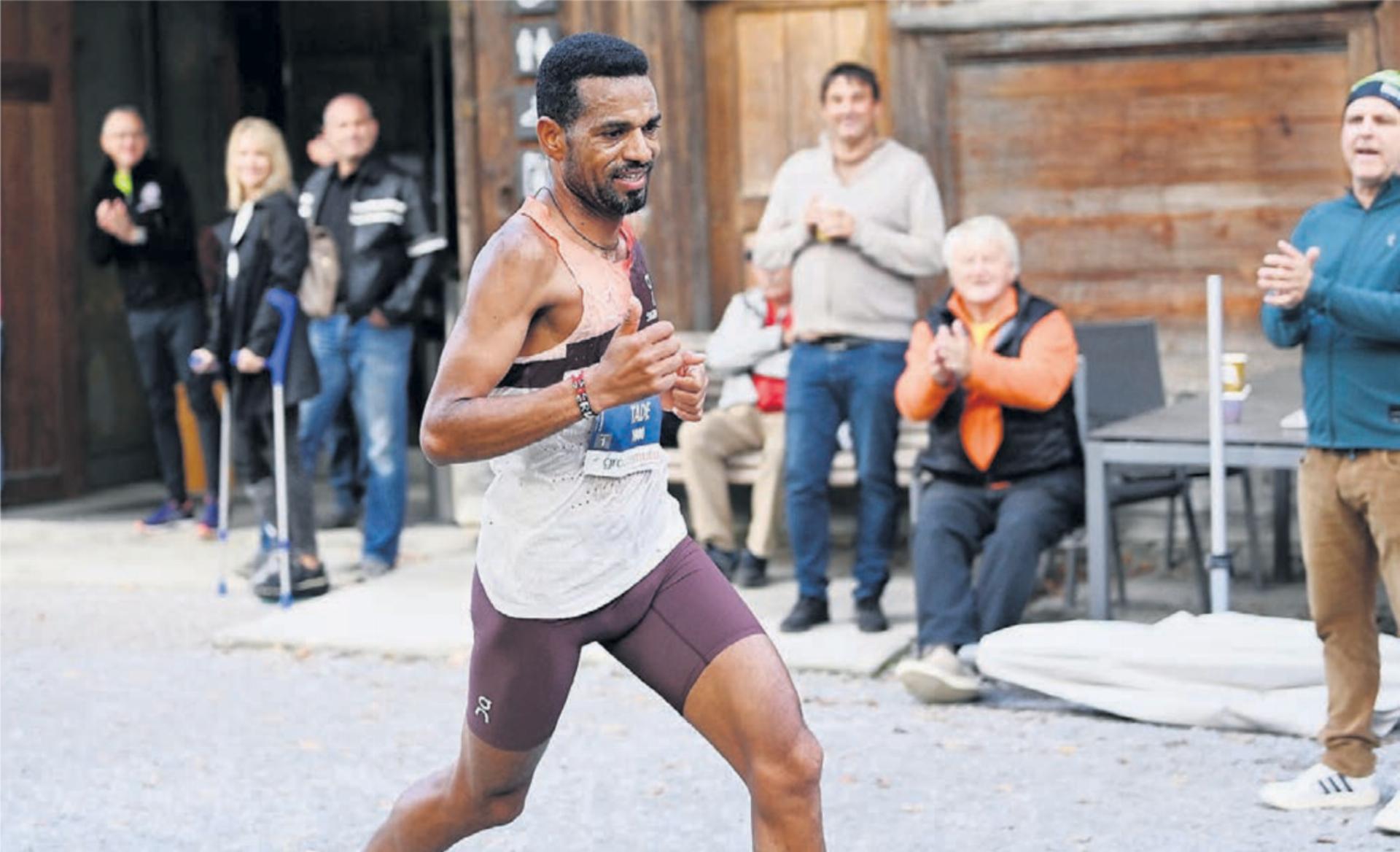 Tadesse Abraham ist die grosse Attraktion am Hallwilerseelauf. Mit seinem Abschied geht eine Ära zu Ende. Bild: Alexander Wagner