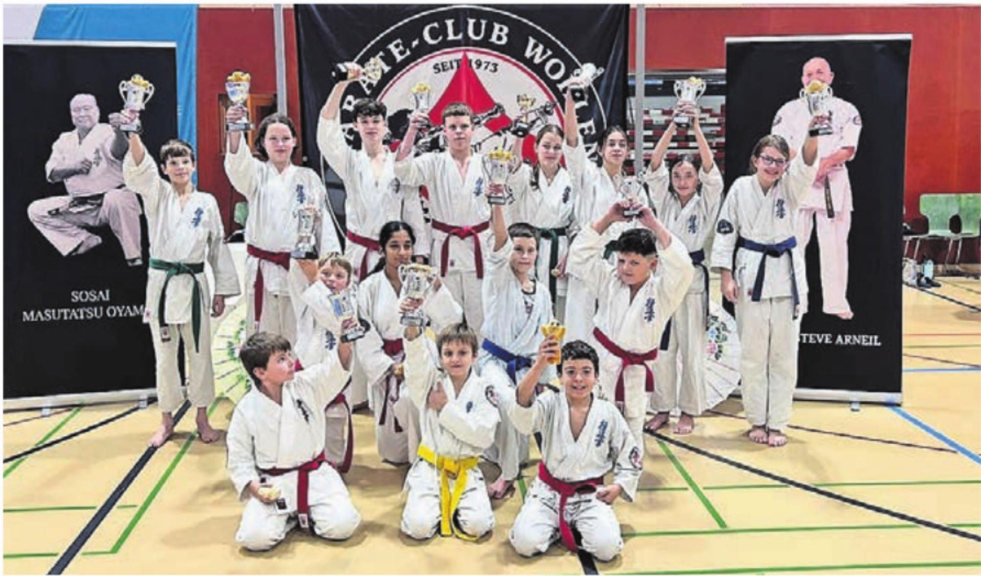 Erfolgreicher Wohler Karate-Nachwuchs am Kolibri-Cup. Bild: zg - Das Bild wird blockiert. – Möglicherweise durch einen aktiven Adblocker.