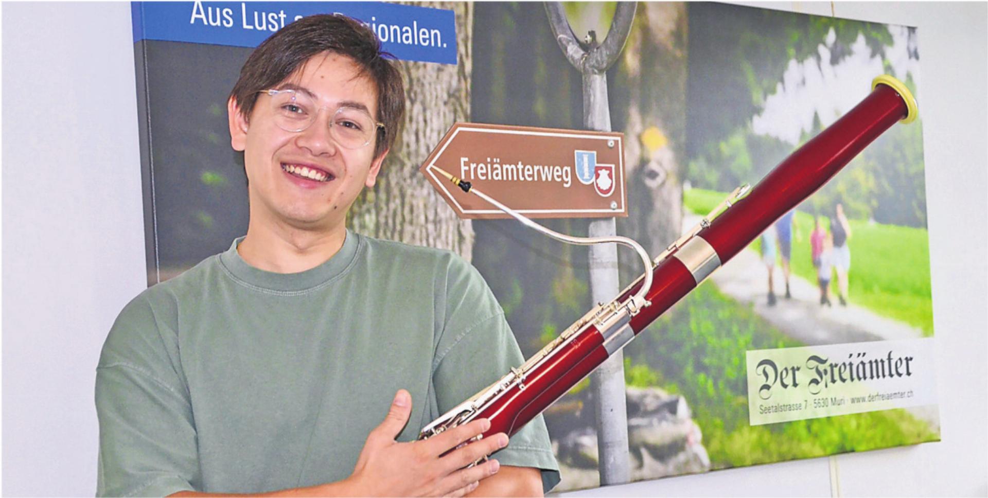Mit seinem Fagott schafft es Leonardo Bizzotto, dem Publikum Emotionen zu vermitteln. Bild: Thomas Stöckli - Das Bild wird blockiert. – Möglicherweise durch einen aktiven Adblocker.