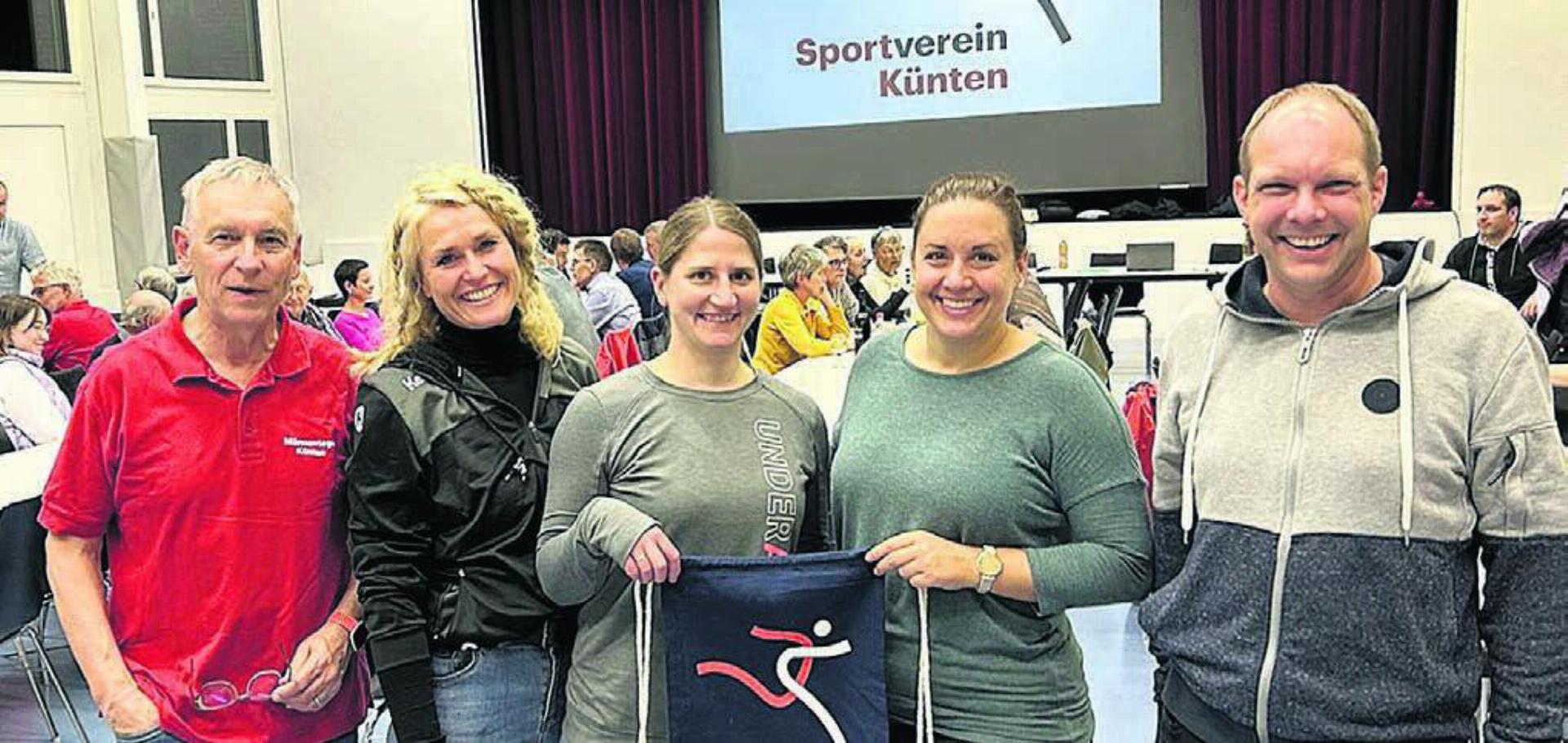 Sie bilden den Vorstand des neuen Sportvereins Künten: (v. l.) Andy Heller, Seraina van Baar, Tanja Stadler, Vera Grauwiler und Pierre Keller. Bild: zg
