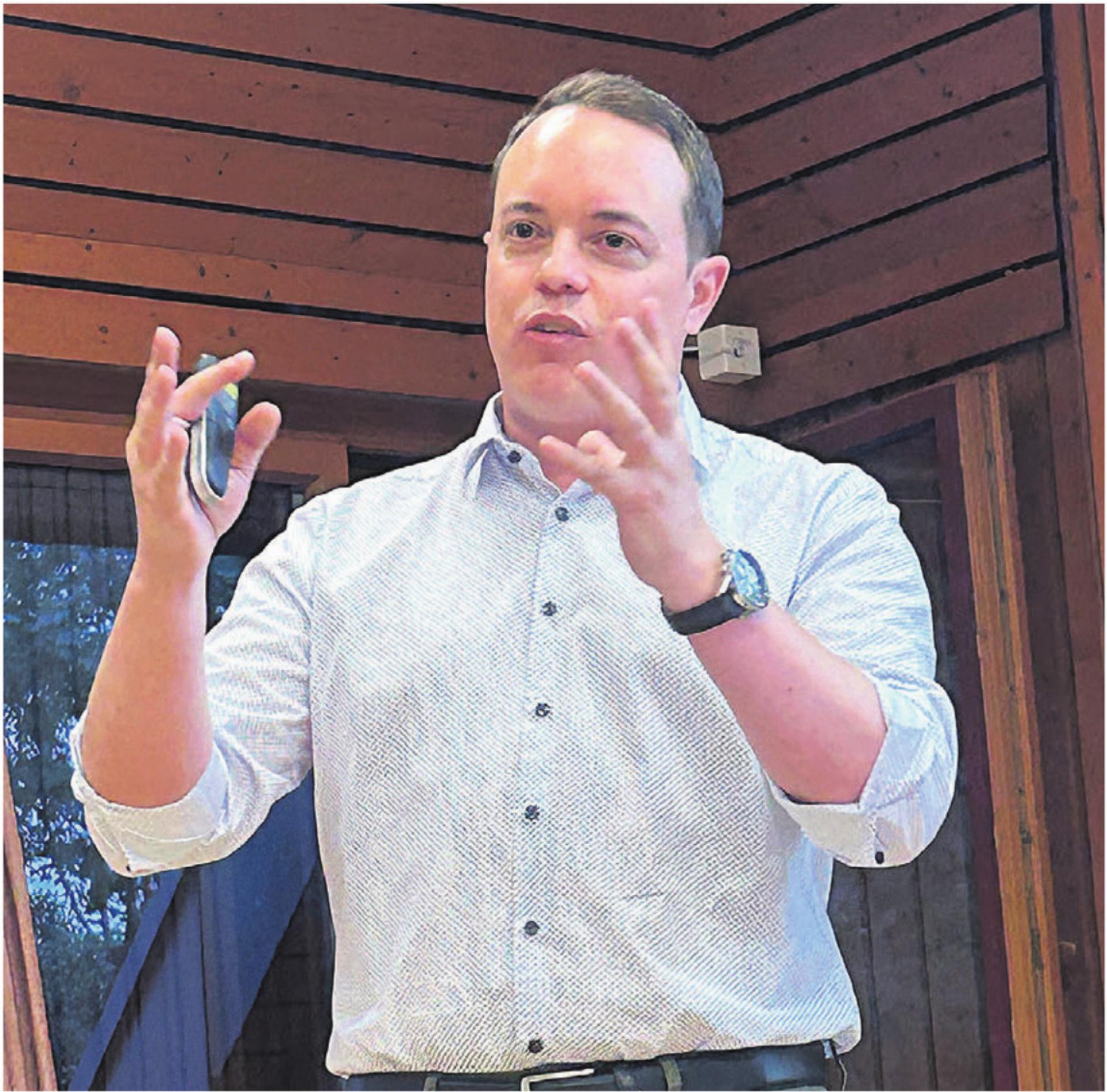 «Es hätte mich glücklich gemacht, meine eigentliche Rolle als Verwaltungsleiter in Berikon ausführen zu können», sagt Patrick Vogel. Aber da er die Funktion, für die er ursprünglich angestellt wurde, definitiv nicht wird übernehmen können, sei es Zeit für ihn weiterzuziehen.
Bild: Archiv - Das Bild wird blockiert. – Möglicherweise durch einen aktiven Adblocker.