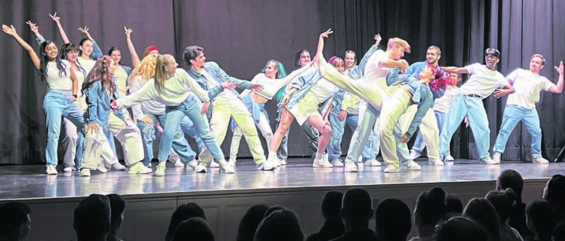 Let’s dance: Sämtliche Tänzerinnen und Tänzer wussten das Publikum zu begeistern. Bilder: Walter Minder