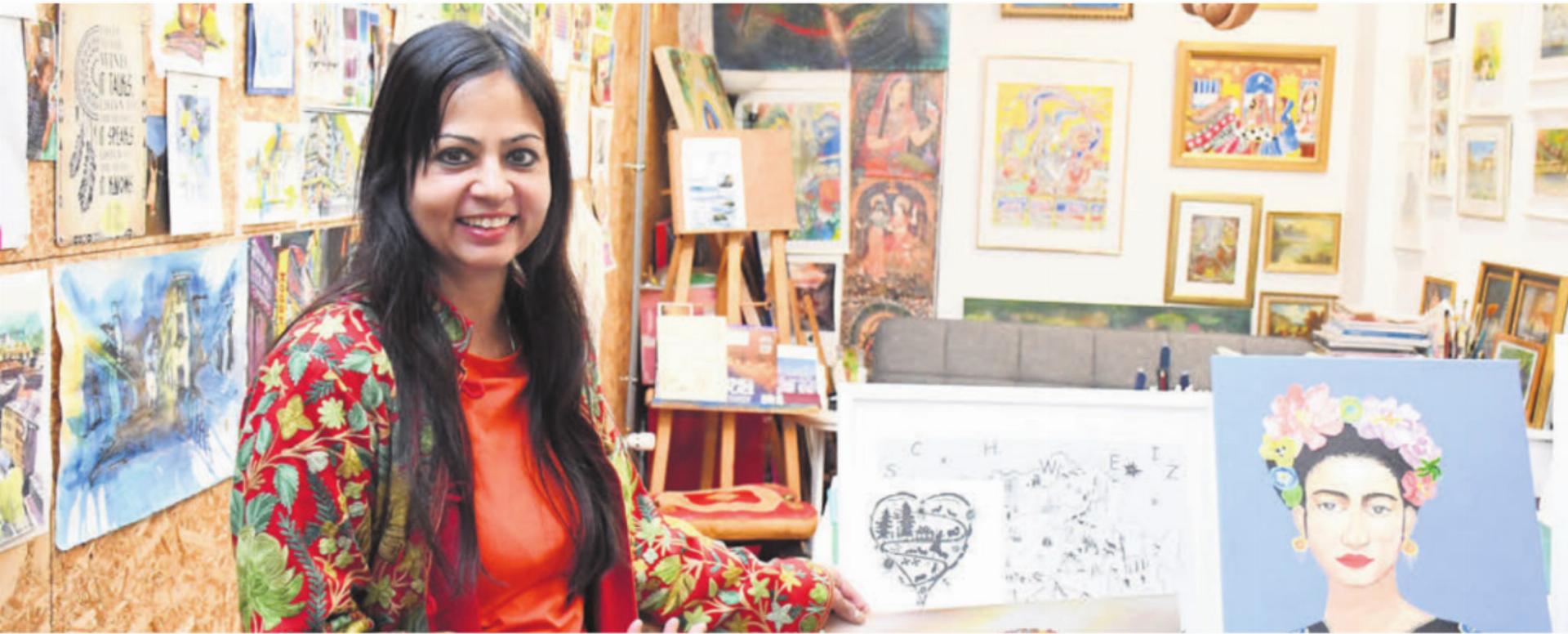 Brindarica Bose zeigt im Kulturwerk Bleichi ihr Kreativ-Atelier: Von hier aus organisiert sie die Ausstellung «Farbe. Freude. Freunde». Bild: dm - Das Bild wird blockiert. – Möglicherweise durch einen aktiven Adblocker.