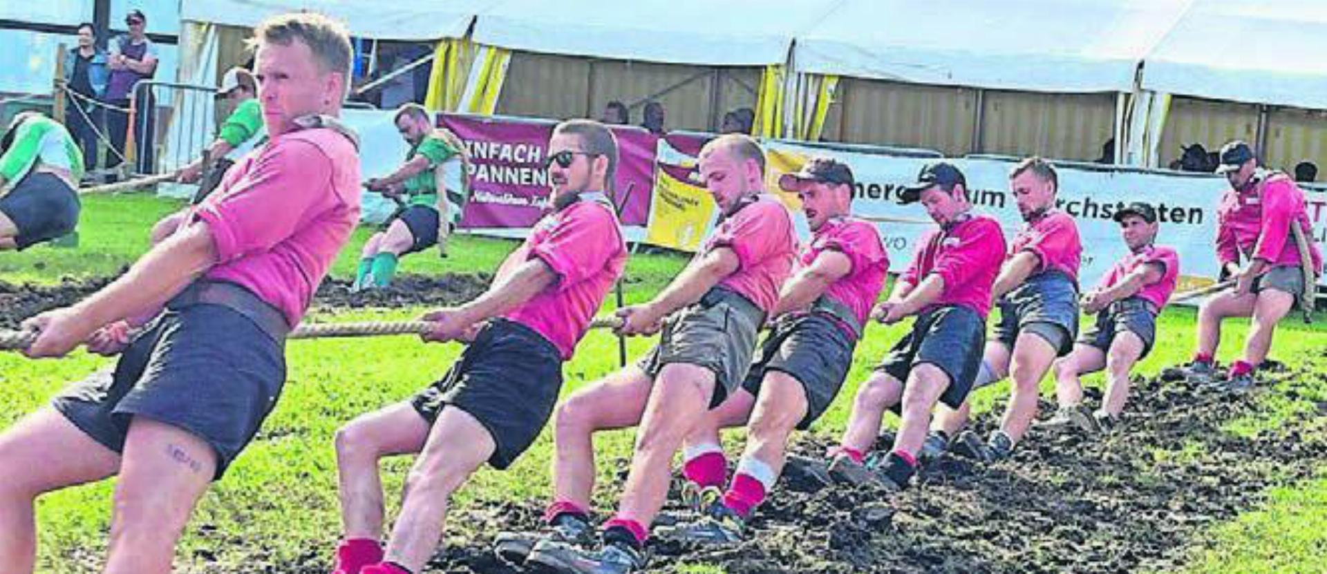 Die Sinser Herren 580 kg gewinnen den Schweizer-Meister-Titel. Bild: zg - Das Bild wird blockiert. – Möglicherweise durch einen aktiven Adblocker.